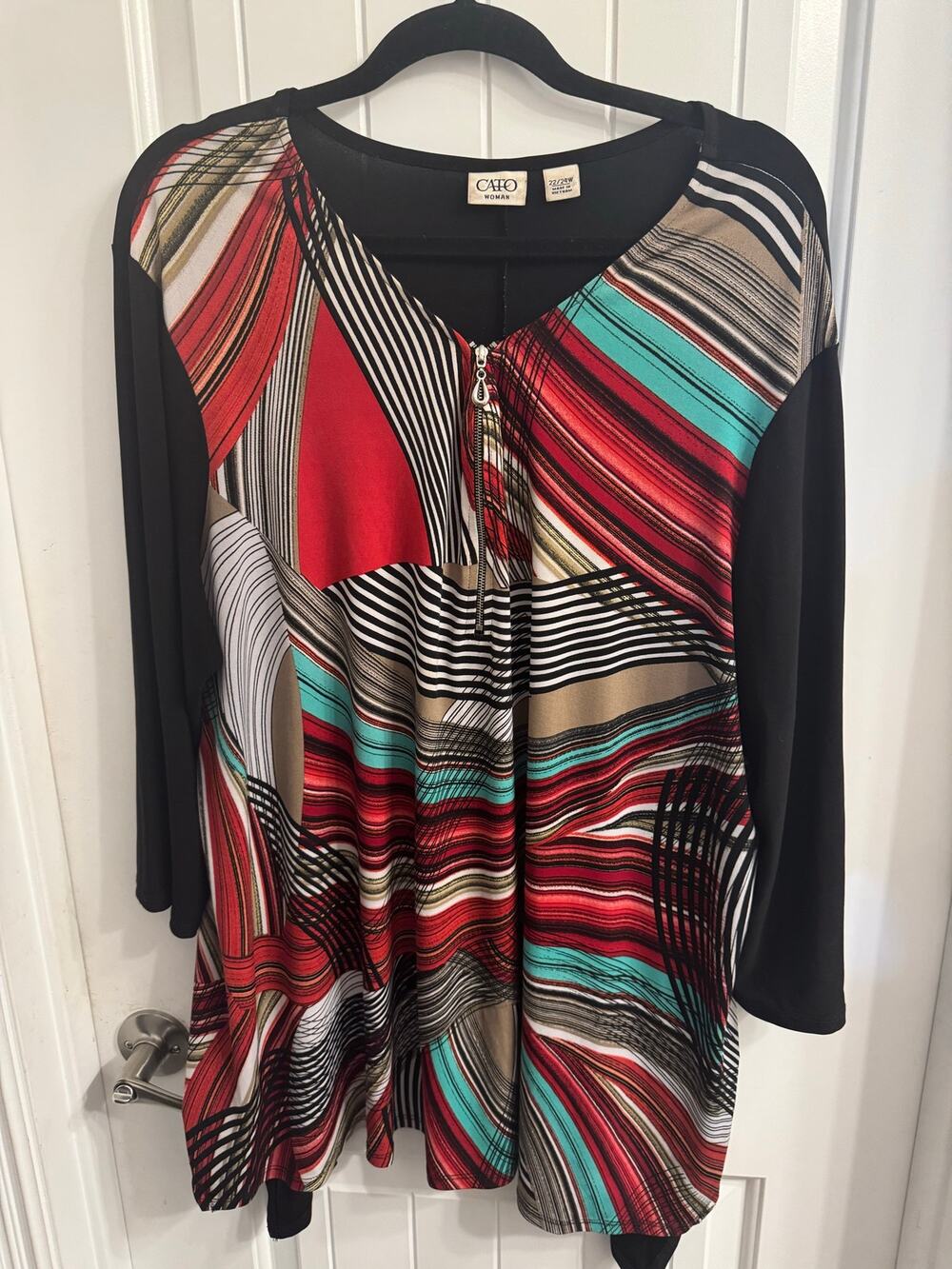Cato Size 22/24 Black/Red/Teal Geometric Tunic Top